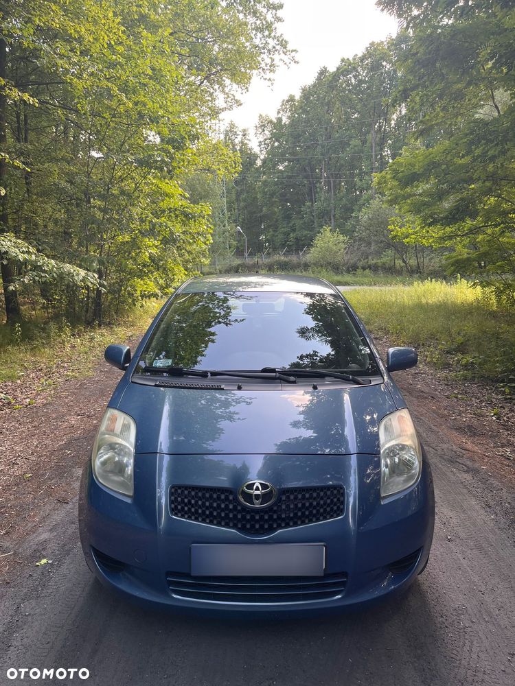 Toyota Yaris 1.3 Luna - 2