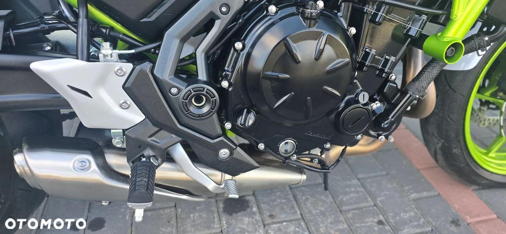 Kawasaki Z 650 - 12