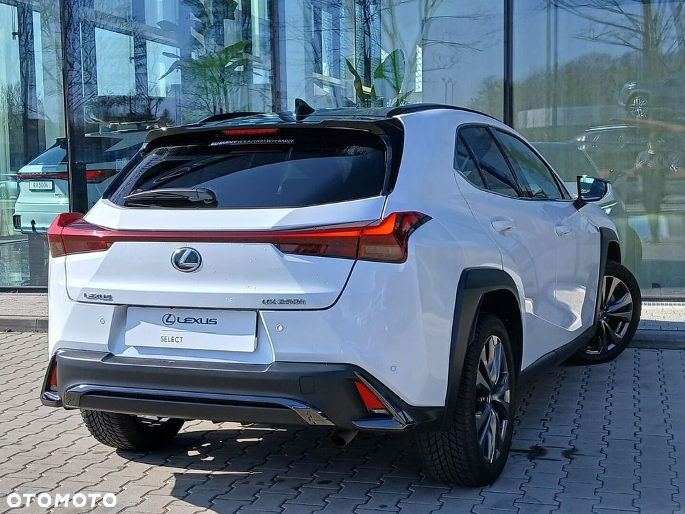 Lexus UX 250h GPF F Sport Design 2WD - 12