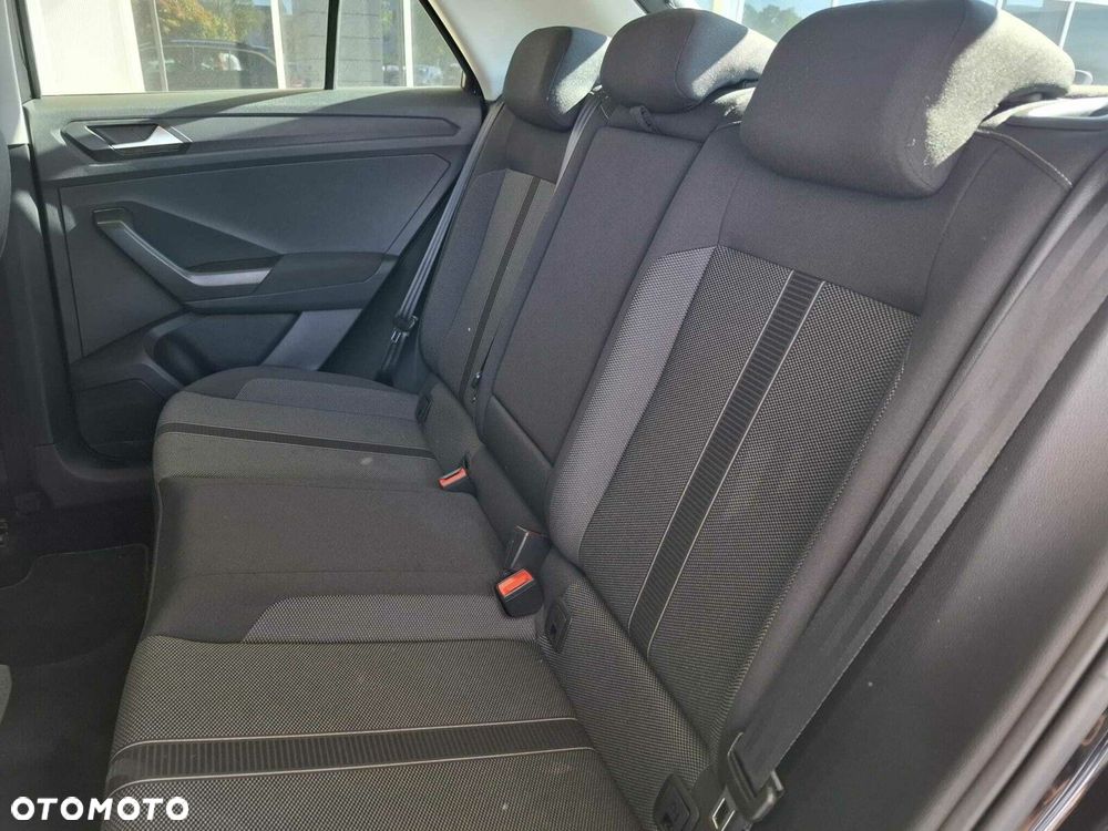 Volkswagen T-Roc 1.5 TSI Life - 25