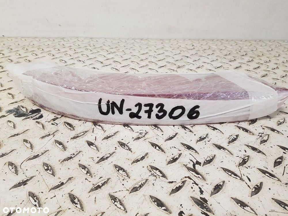 ORYGINALNA TYLNA PRAWA TYŁ PRAWA LAMPA W ZDERZAK AUDI Q3 I 1 11-14 8U0 8U0945096 - 10