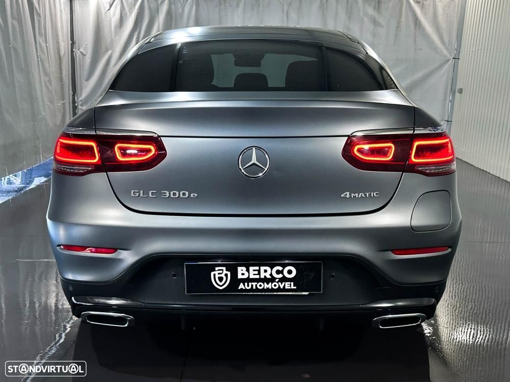 Mercedes-Benz GLC 300 e Coupe 4Matic 9G-TRONIC Edition AMG Line - 6