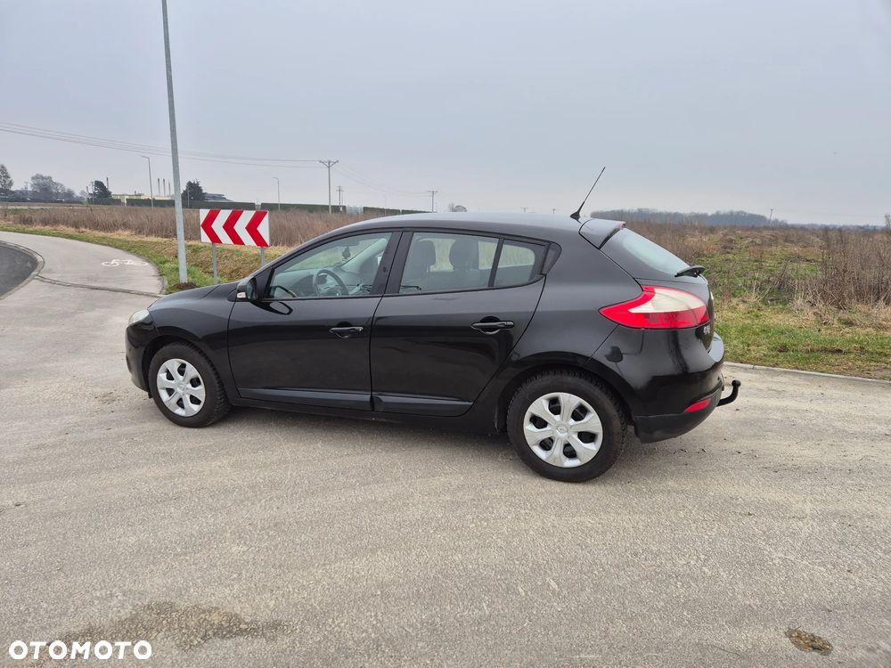 Renault Megane 1.6 16V 100 Authentique - 4