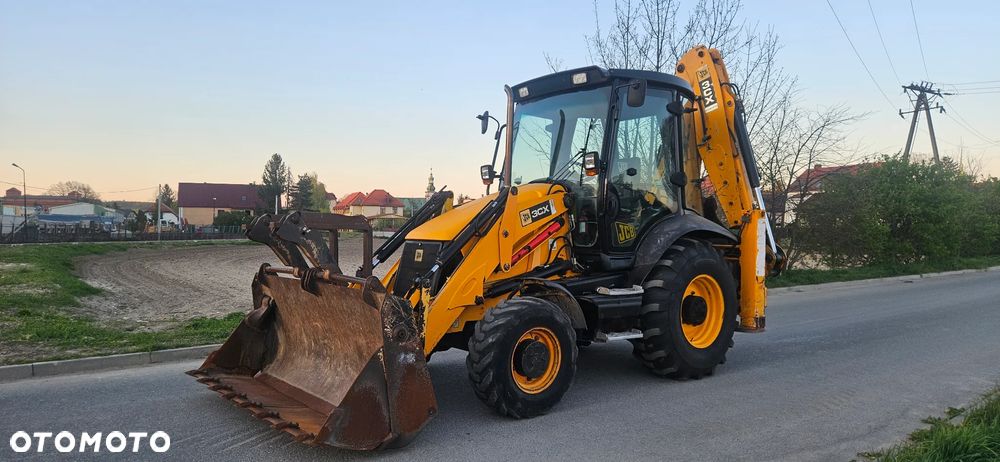JCB 3CX - 6
