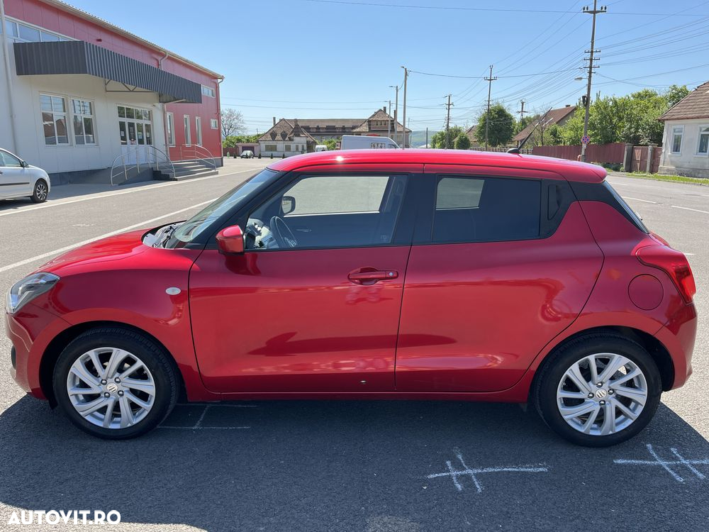 Suzuki Swift 1.2 Dualjet 12V MHEV Passion - 6