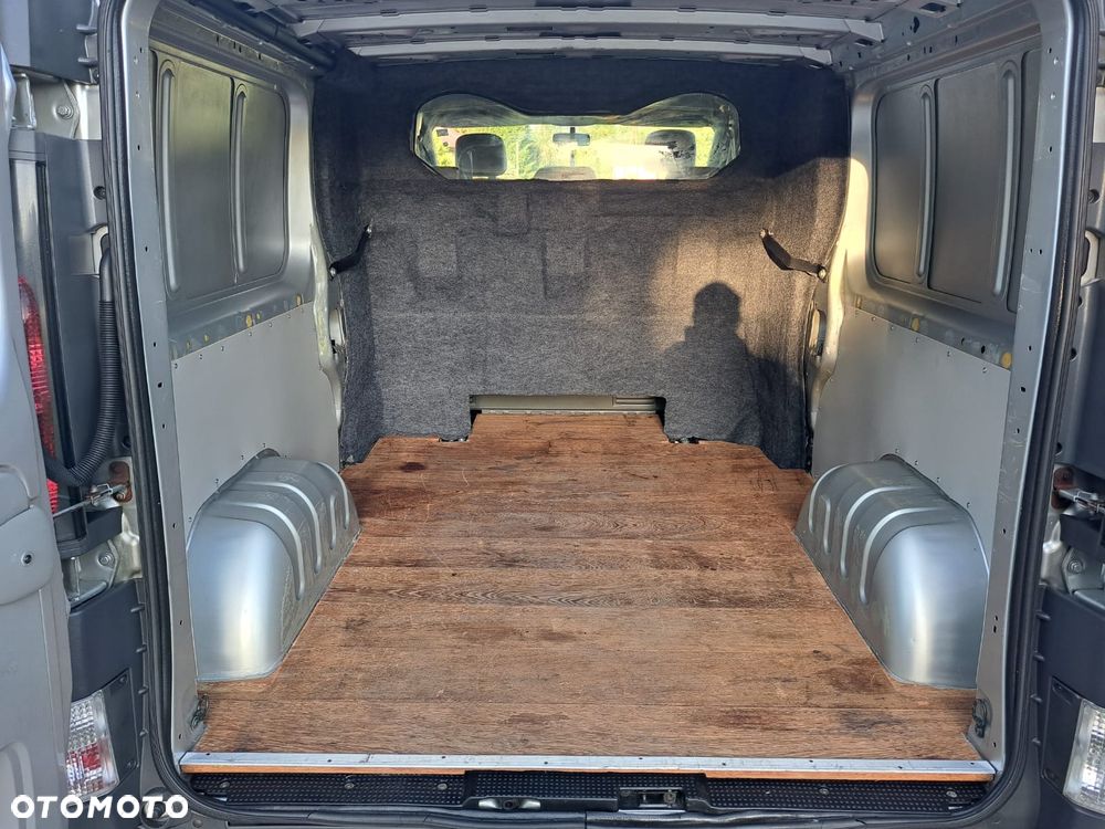 Opel Vivaro - 15