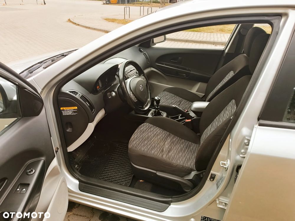 Kia Ceed 1.6 CVVT LX - 11