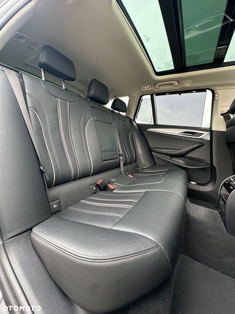 BMW Seria 5 520d MHEV Sport Line sport - 10