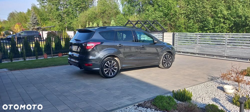 Ford Kuga - 3