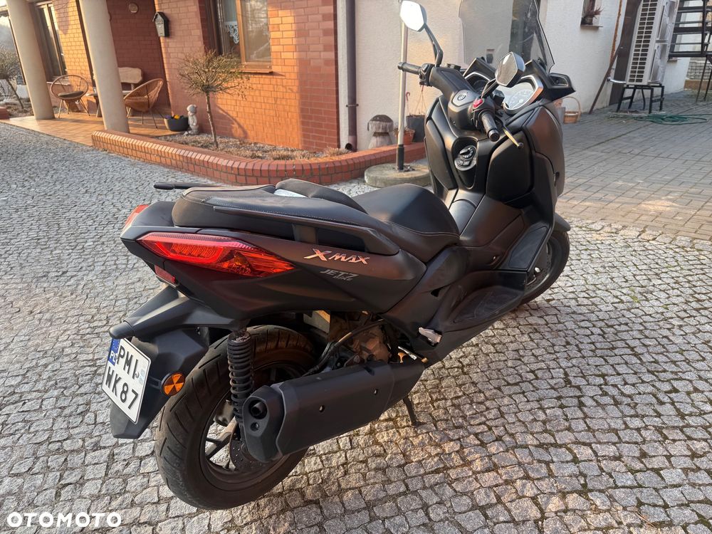 Yamaha X-max - 6