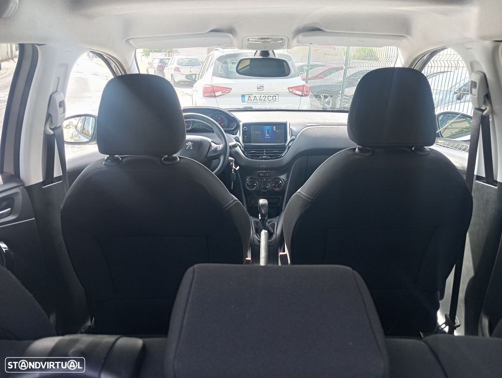 Peugeot 208 1.4 HDi Active - 14