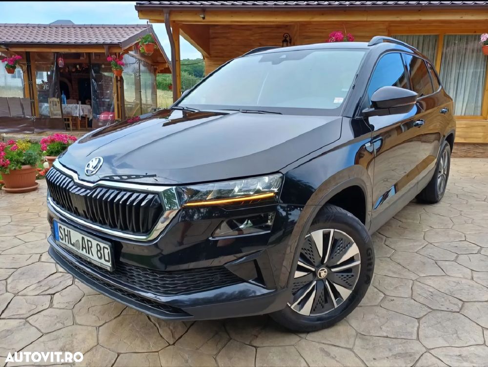 Skoda Karoq 2.0 TDI SCR 4x4 DSG Tour - 1