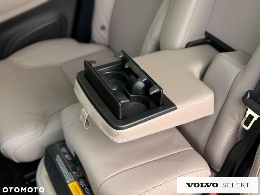 Volvo XC 90 - 26