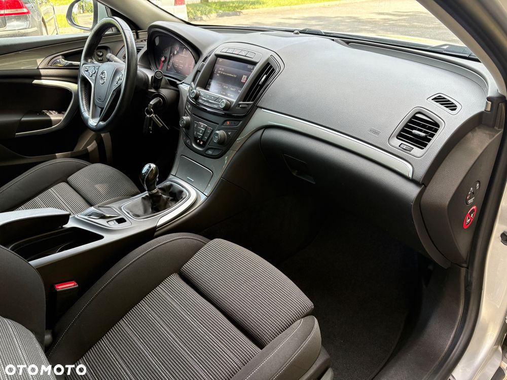 Opel Insignia 1.4 Turbo ecoFLEXStart/Stop Business Edition - 26