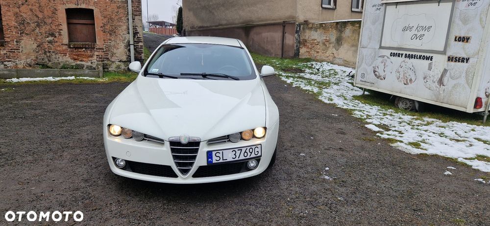 Alfa Romeo 159 - 2
