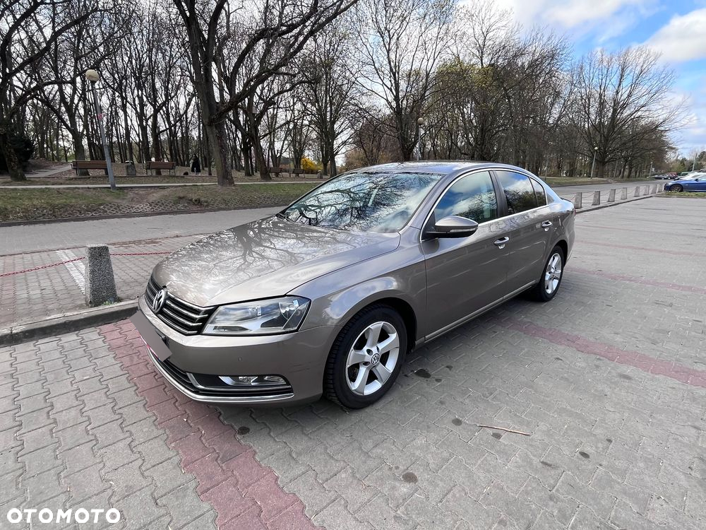 Volkswagen Passat 1.8 TSI Comfortline - 3