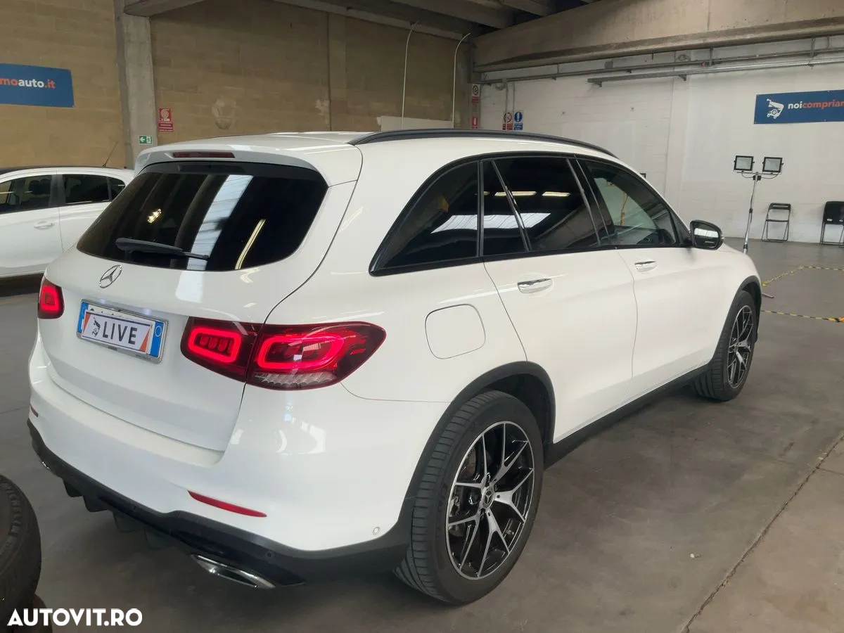 Mercedes-Benz GLC 300 d 4MATIC - 7