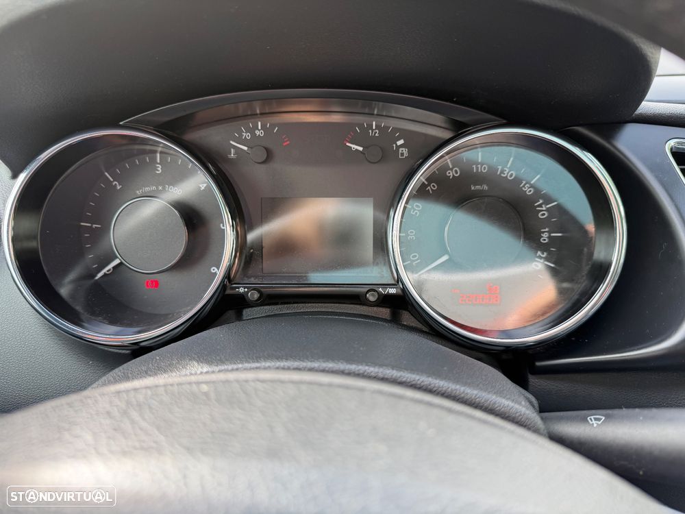 Peugeot 3008 1.6 HDi Style - 20