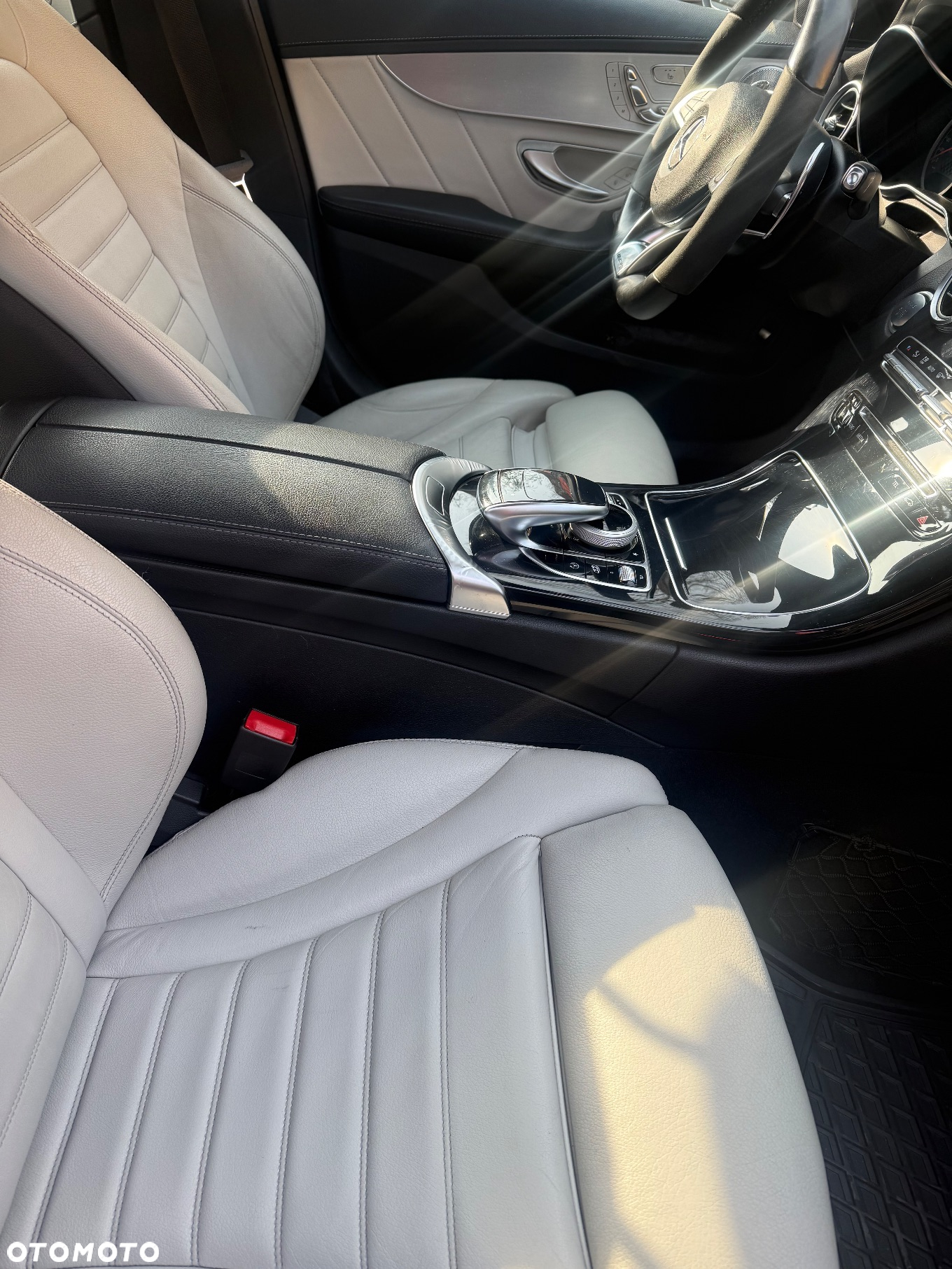 Mercedes-Benz Klasa C AMG 43 4Matic 9G-TRONIC - 35