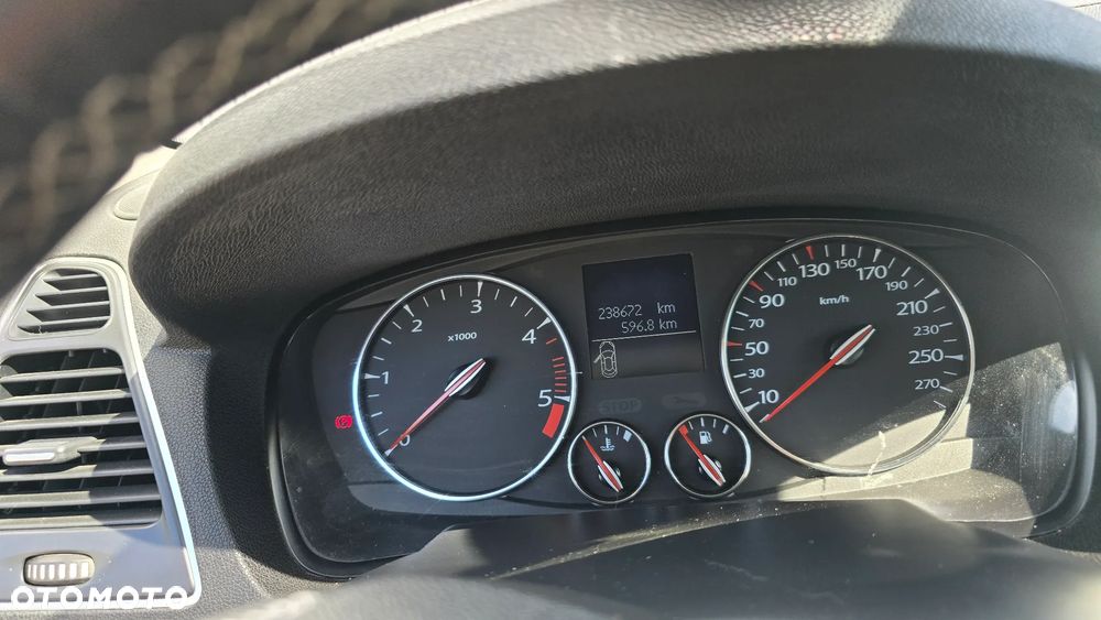 Renault Laguna dCi 175 FAP GT - 13