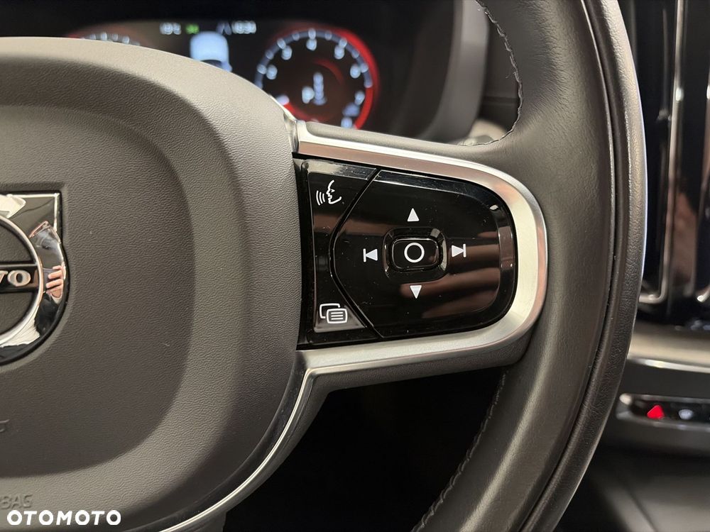 Volvo XC 60 B4 B Inscription - 14