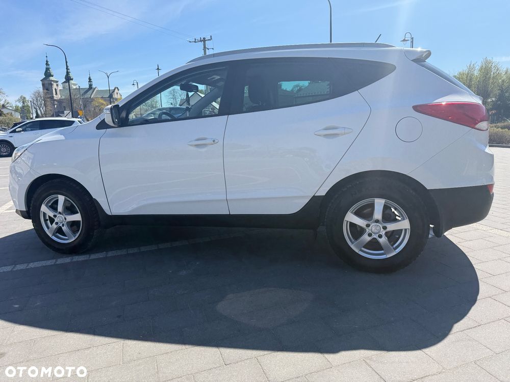 Hyundai ix35 1.6 2WD UEFA EURO 2012 Edition - 34