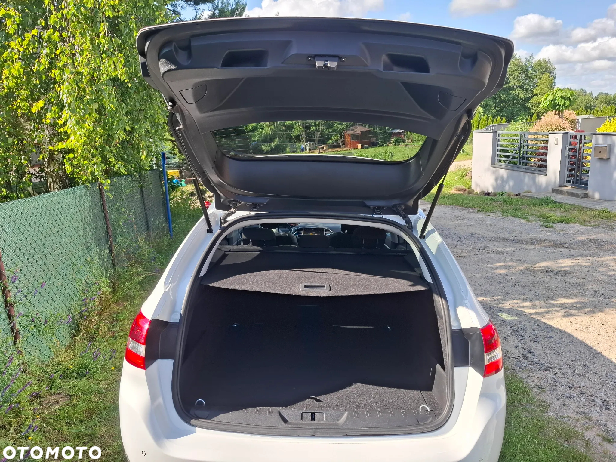Peugeot 308 BlueHDi FAP 150 EAT6 Stop & Start Allure - 23