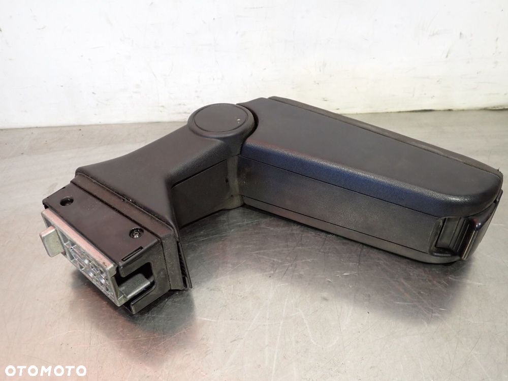 PODŁOKIETNIK FIAT GRANDE PUNTO - 6