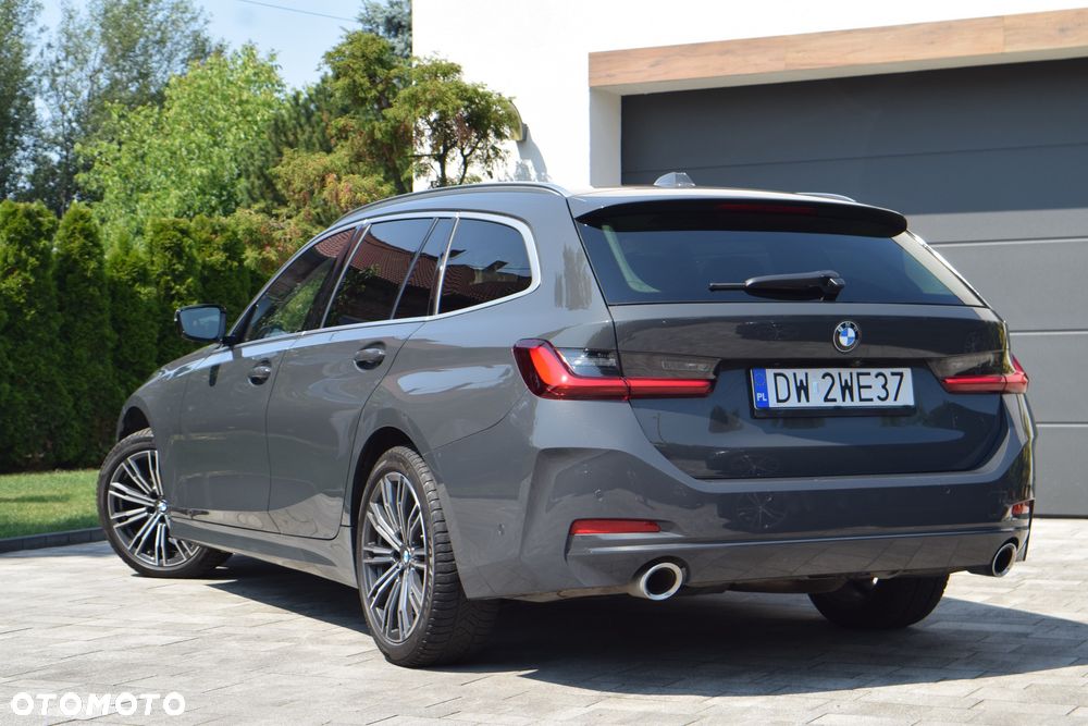BMW Seria 3 320d xDrive Luxury Line sport - 6
