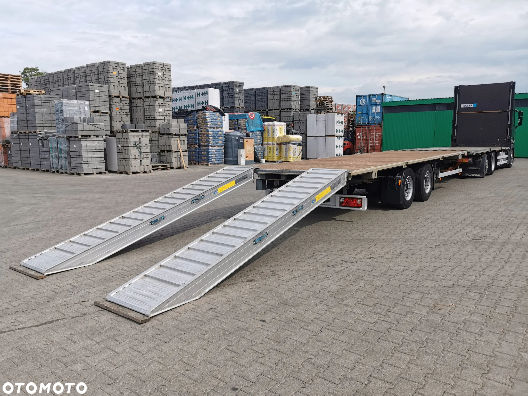 Caterpillar CAT 432F2 Wecon niskopodwozie Scania - 31