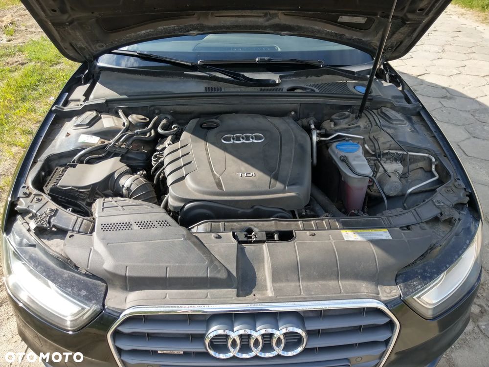 Audi A4 Avant 2.0 TDI DPF quattro Attraction - 15