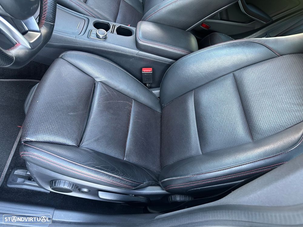 Mercedes-Benz CLA 200 d Shooting Brake AMG Line Aut. - 16