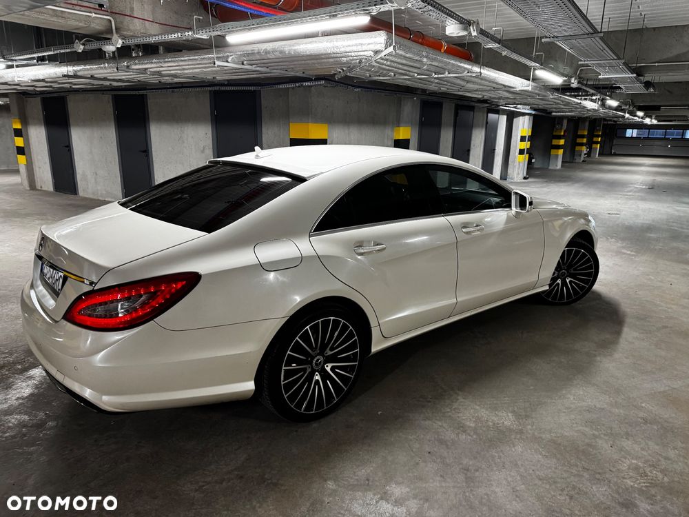 Mercedes-Benz CLS 350 CDI 4-Matic BlueEff - 17