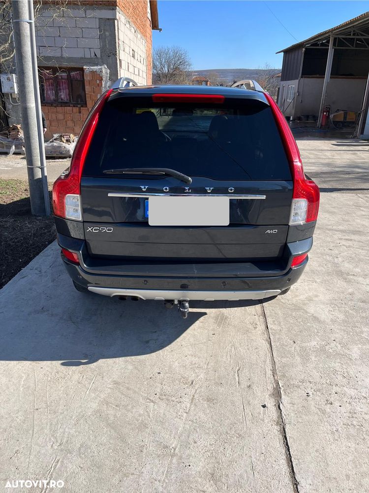 Volvo XC 90 D5 AWD Geartronic Momentum - 2
