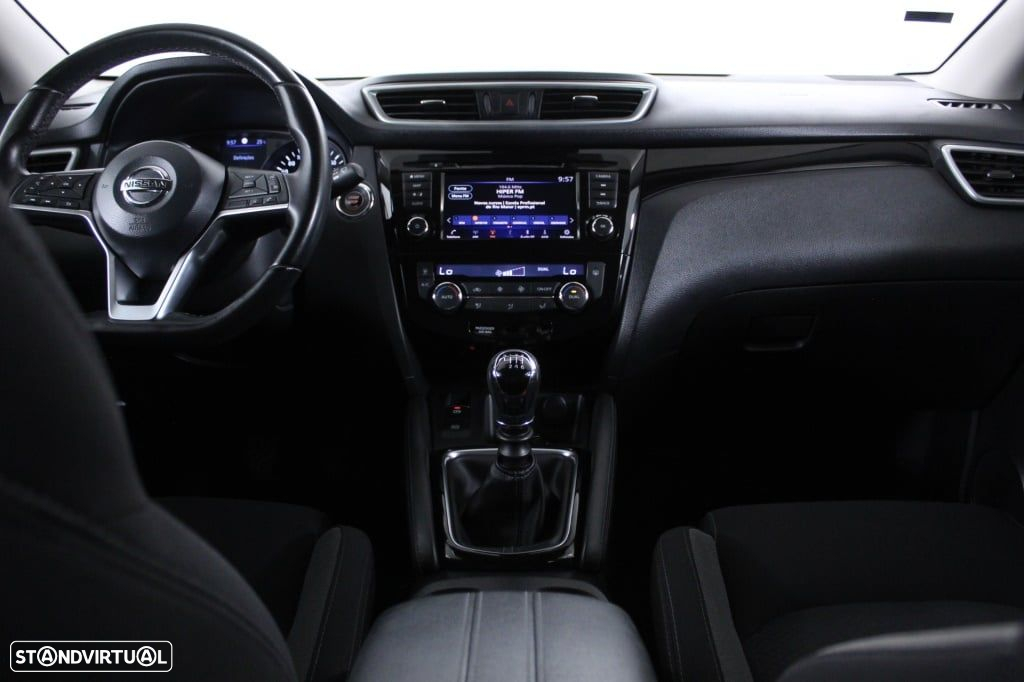 Nissan Qashqai 1.5 dCi N-Connecta - 17