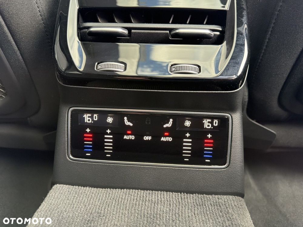 Audi A6 Avant TDI mHEV Quattro S tronic - 23