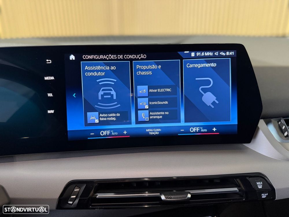 BMW 225xe Active Tourer e xDrive - 15