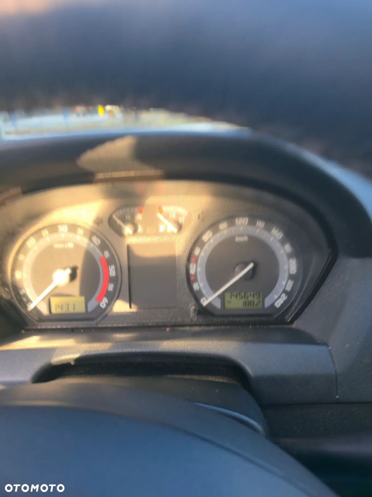 Skoda Fabia 1.9 TDI Ambiente + - 24