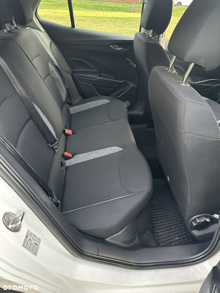 Skoda Fabia 1.0 Essence - 19
