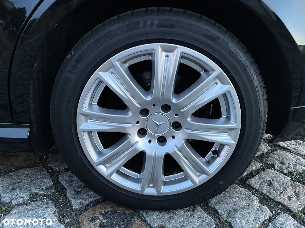 Mercedes-Benz Klasa E 220 CDI DPF BlueEFFICIENCY Automatik Elegance - 15