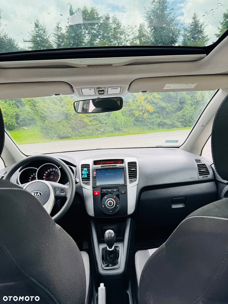 Kia Venga 1.4 CRDi 90 Dream-Team Edition - 13