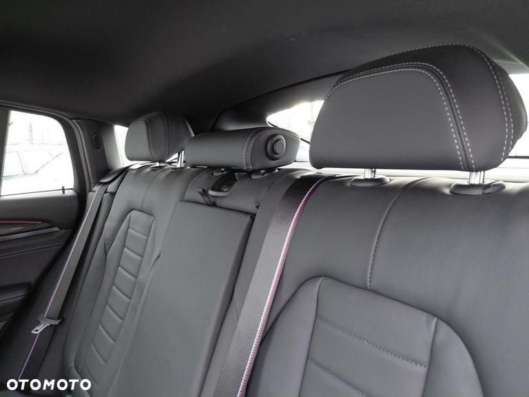 BMW X4 xDrive30d mHEV M Sport sport - 25