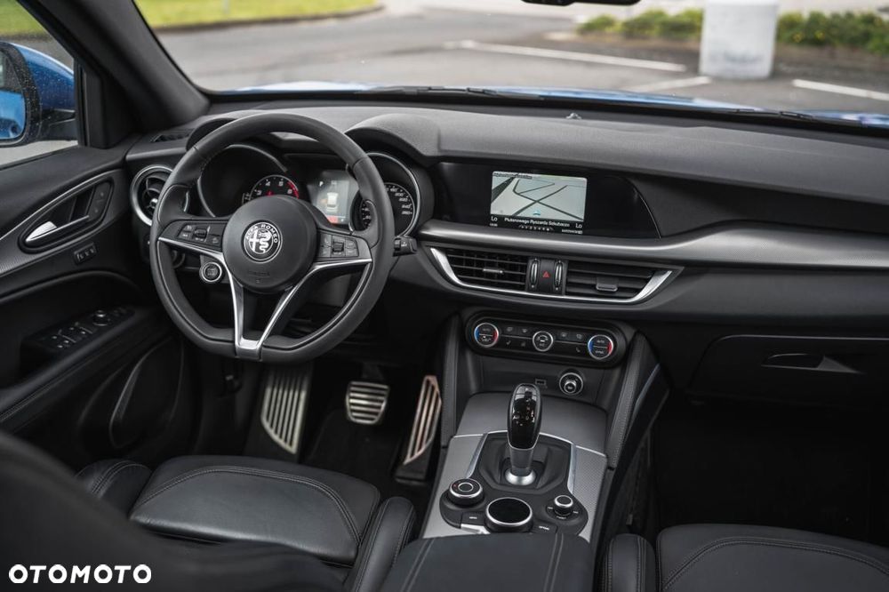 Alfa Romeo Stelvio - 3