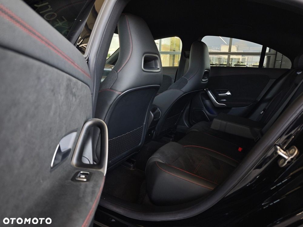 Mercedes-Benz CLA 200 mHEV AMG Line 7G-DCT - 12