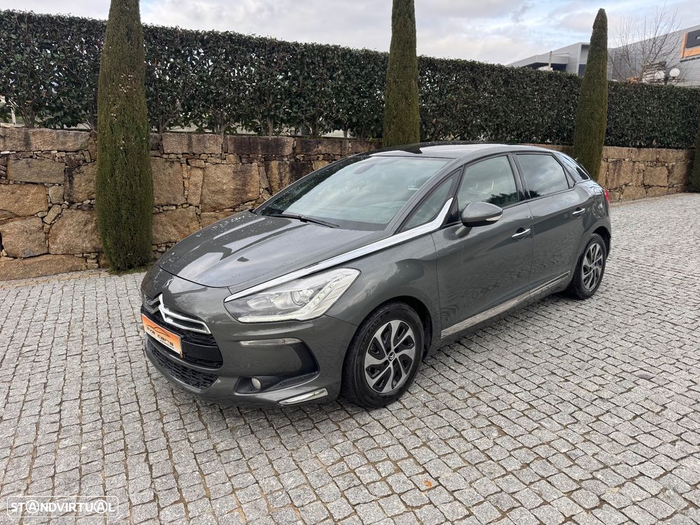 Citroën DS5 e-HDi 110 EGS6 SoChic - 16