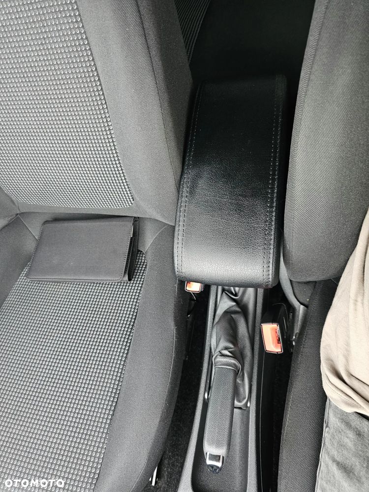 Opel Corsa - 20