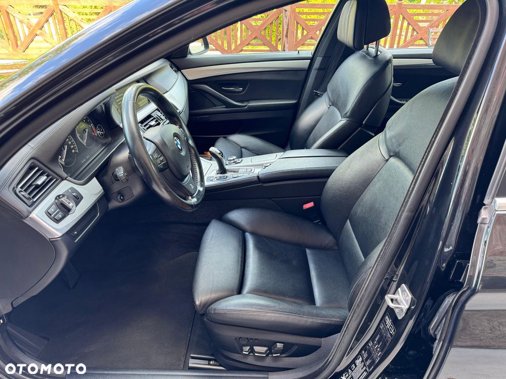 BMW Seria 5 535d xDrive Sport-Aut - 11