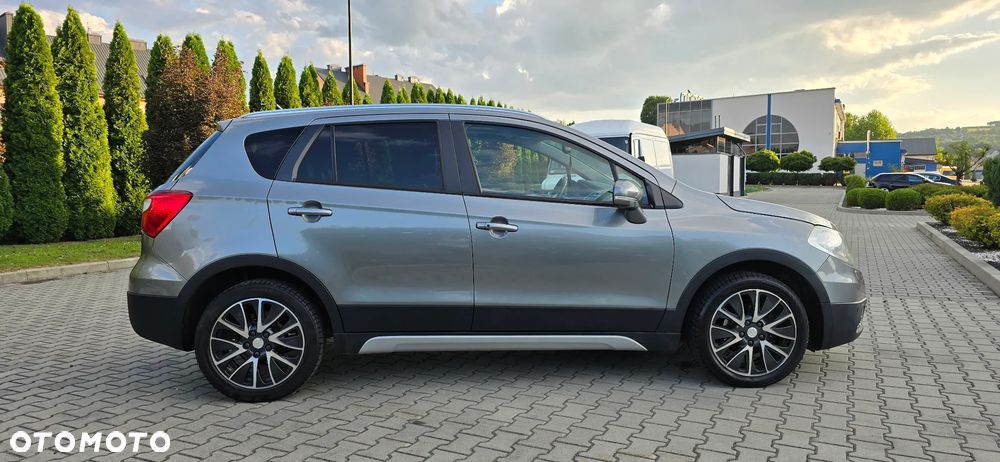Suzuki SX4 S-Cross 1.6 Premium Plus 4WD CVT - 13