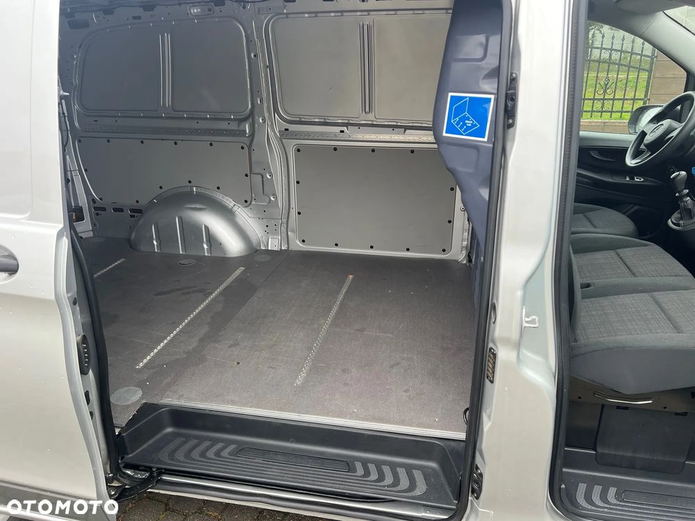 Mercedes-Benz Vito - 13