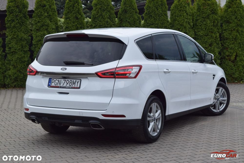 Ford S-Max - 9